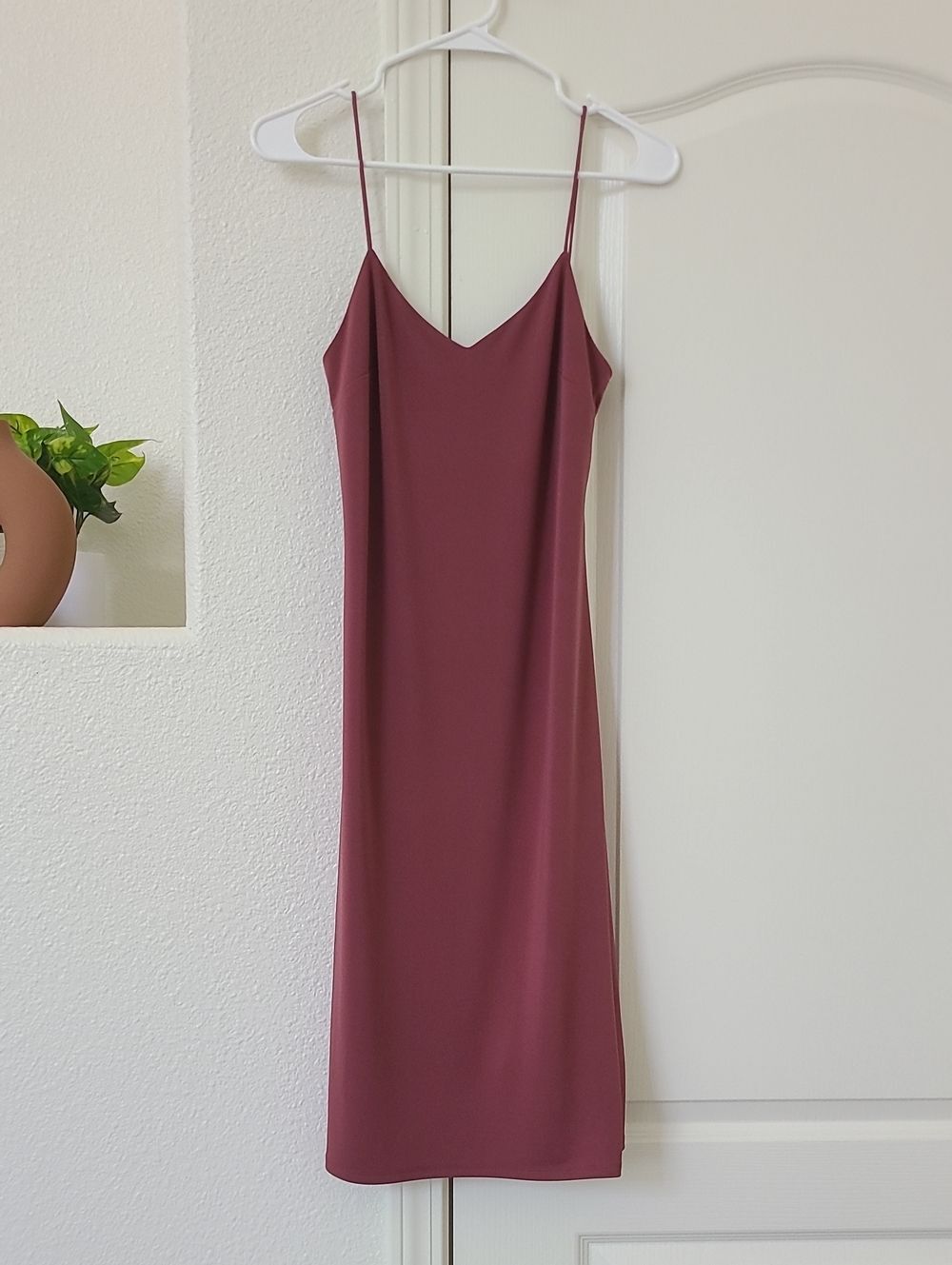 Express NEW Mauve pink Spaghetti Strap Midi Slip Dress Small A Line Slim V Neck